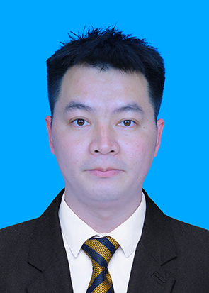 普伟.png